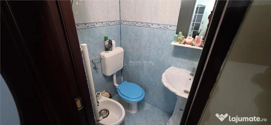 Apartament cu 4 camere decomandat în Fabric
