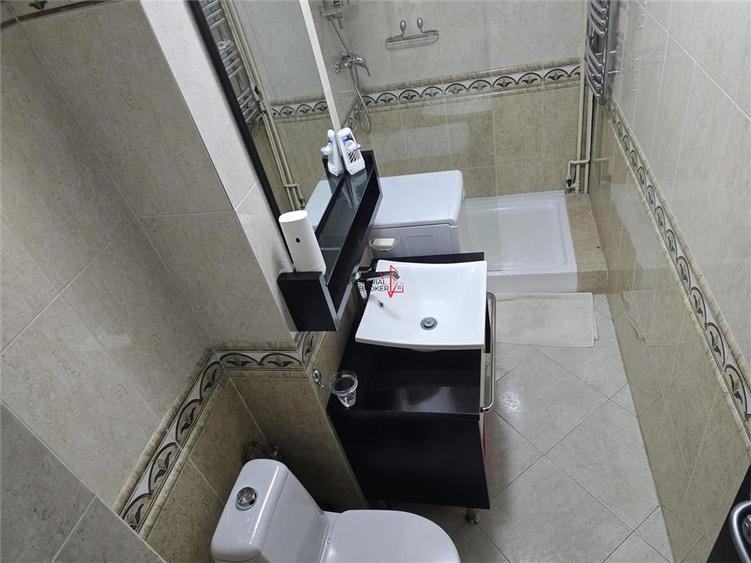 Garsonieră decomandată în Tei