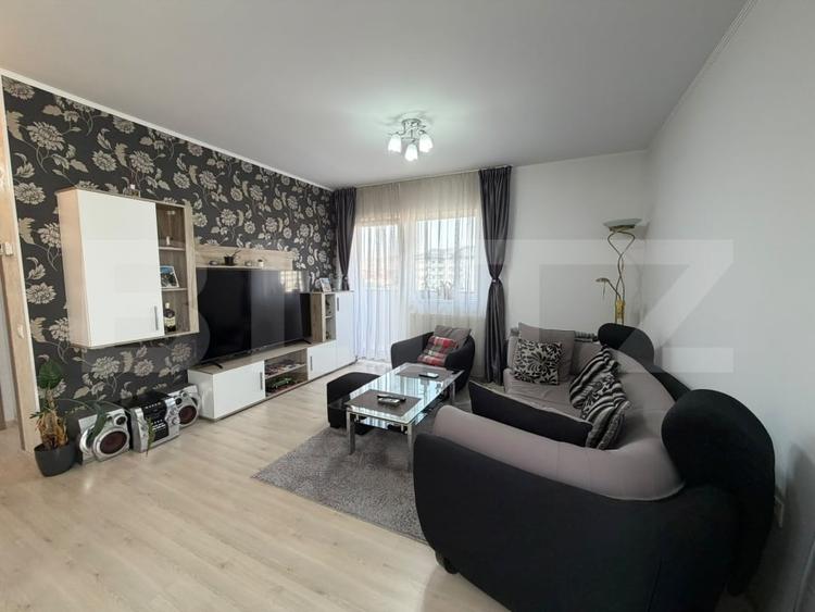 Apartament cu 2 camere semidecomandat, mobilat în Florești