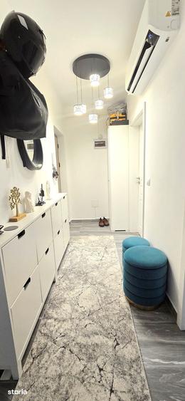 Apartament cu 2 camere decomandat în Miroslava
