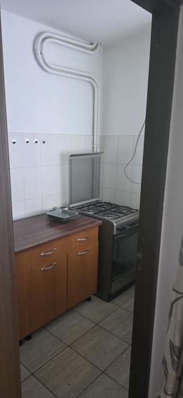Garsonieră decomandată în Drumul Taberei
