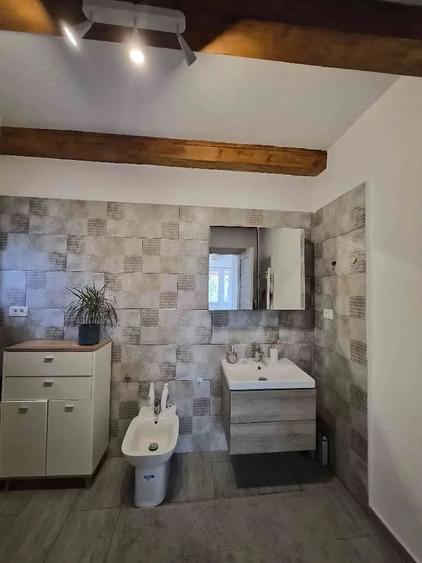 Casă cu 2 camere cu Teren 500 Mp în Bartolomeu
