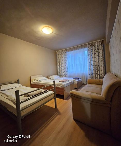 Apartament cu 3 camere decomandat în Nufărul