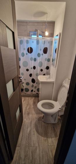 Apartament cu 3 camere decomandat în Ostroveni