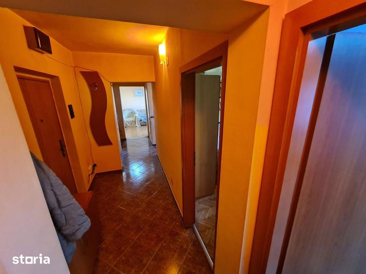 Apartament cu 4 camere în Micălaca