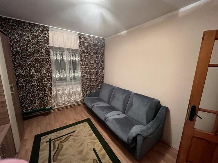 Apartament cu 3 camere decomandat în Sfântu Ilie