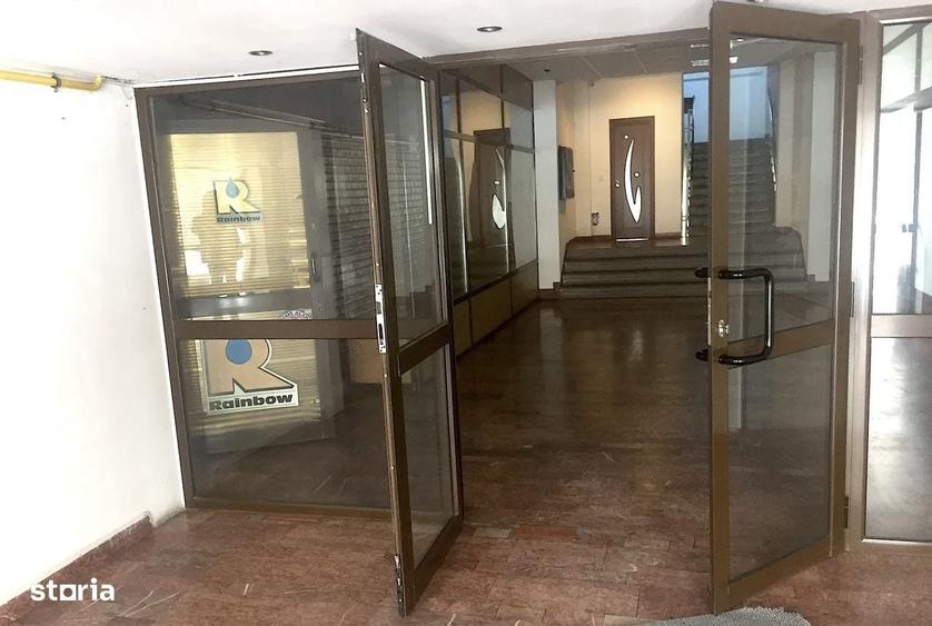 Spațiu comercial, de 436 mp, în Băneasa
