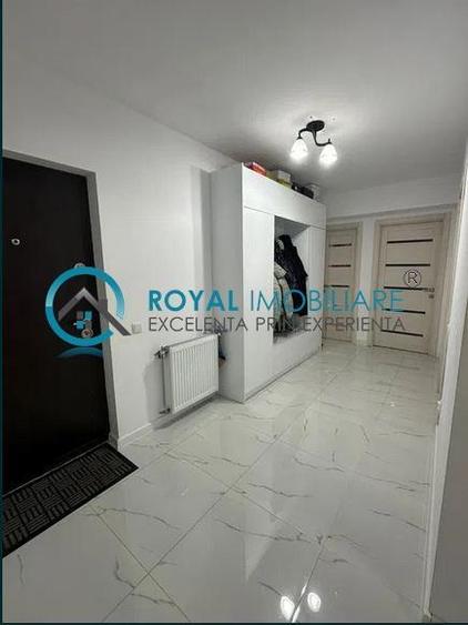 Apartament cu 3 camere decomandat, mobilat în Mihai Bravu
