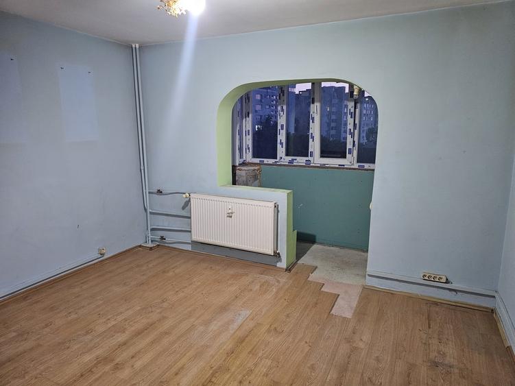 Apartament decomandat în Bucur Obor