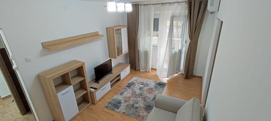 Apartament cu 2 camere semidecomandat în Spitalul Județean — fotografia 1