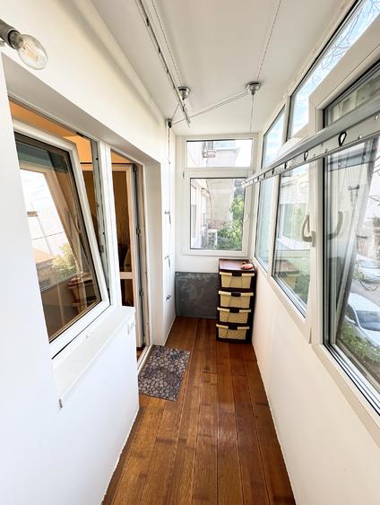 Apartament cu 4 camere decomandat în Bucur Obor