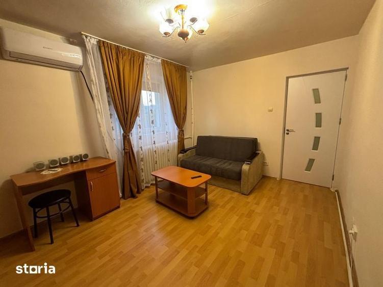 Apartament cu 2 camere decomandat în Berceni