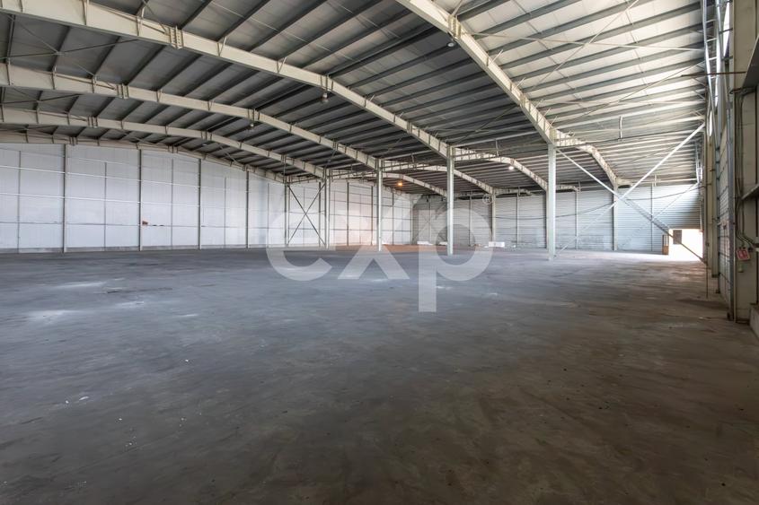 Spațiu industrial, de 4,400 mp, în Mărgineni