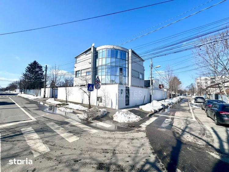 Spațiu comercial, de 380 mp, în Străulești