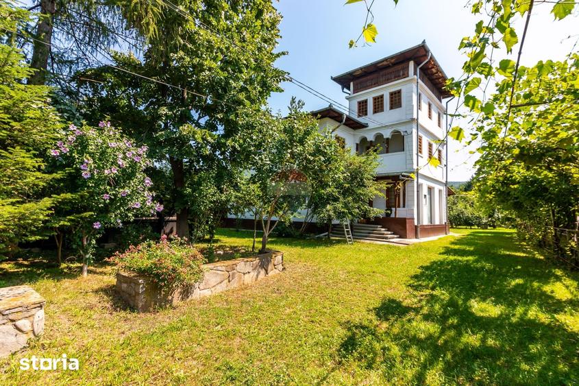 Casă cu Teren 3425 Mp în Gura Vitioarei