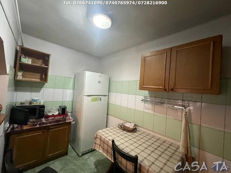 Casă individuală cu 3 camere cu Canalizare în Sud-Vest