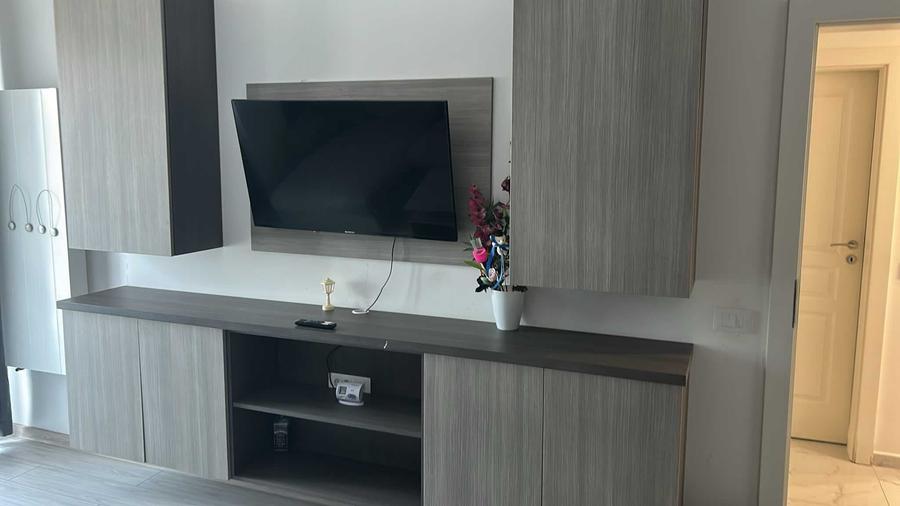 Apartament cu 2 camere decomandat în Valea Adâncă