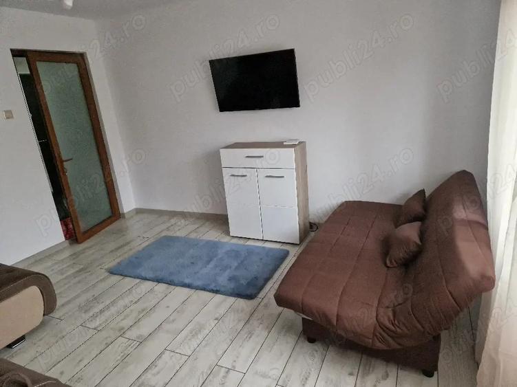 Garsonieră decomandată în Iacobeni