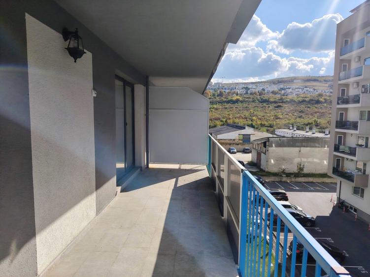 Apartament cu 2 camere decomandat în Florești