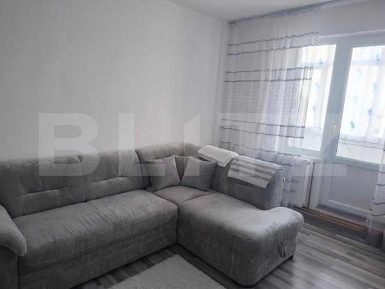 Apartament cu 3 camere decomandat, mobilat în Găești