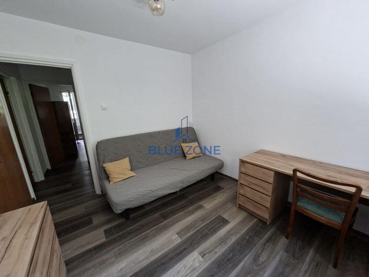 Apartament cu 3 camere decomandat, mobilat în Drumul Taberei