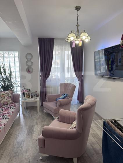 Apartament de vanzare, 46.80 mp, zona Vest - 11