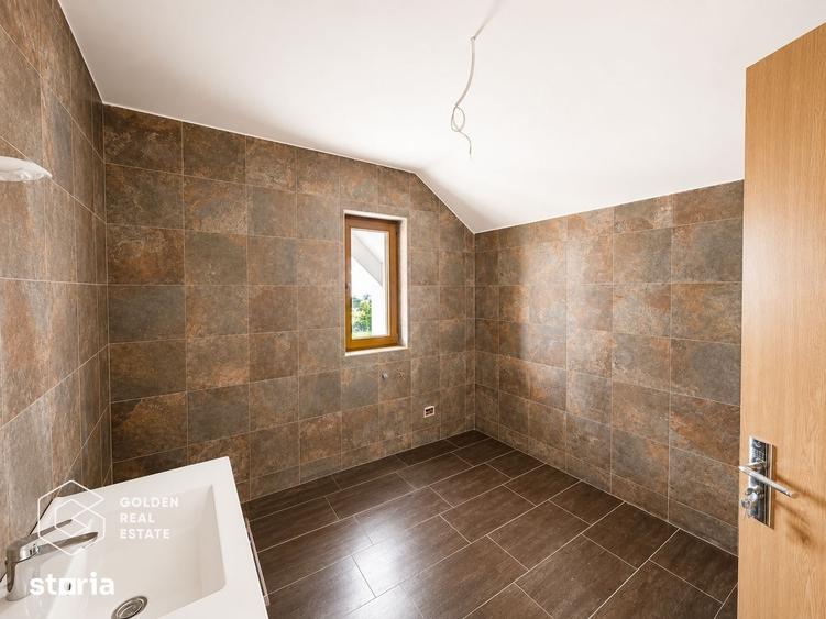 Casă cu 5 camere cu Teren 417 Mp în Vladimirescu