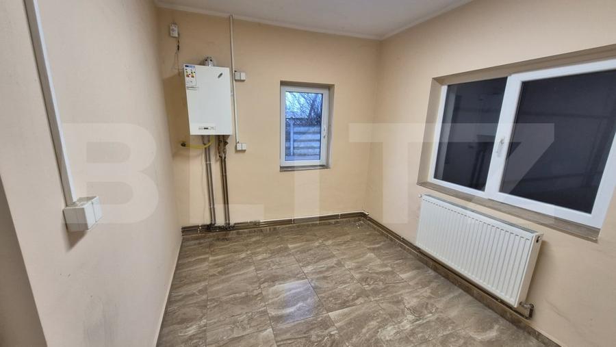 Spațiu industrial, de 1,500 mp, în Cloșca