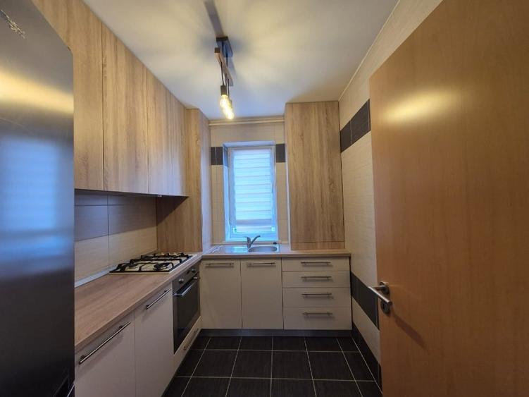 Apartament cu 2 camere decomandat în Avantgarden