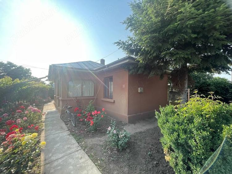 Casă cu 1 camere cu Teren 1000 Mp în Exterior Vest