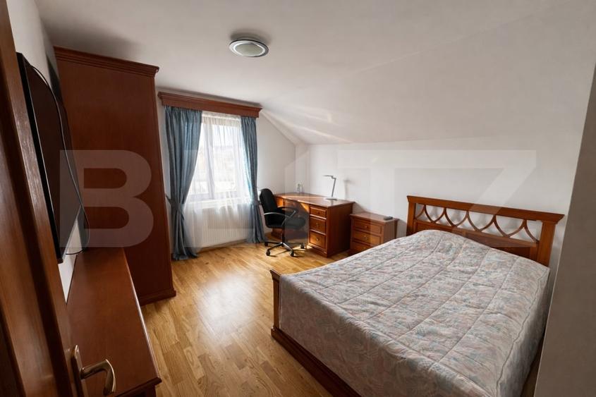 Casă individuală cu 5 camere cu Garaj în Reghin