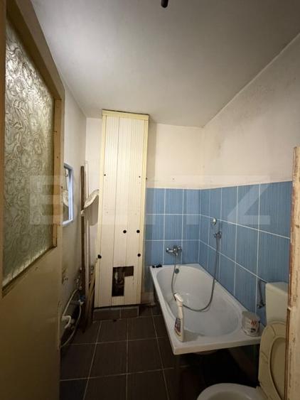 Apartament cu 4 camere decomandat în Burdujeni