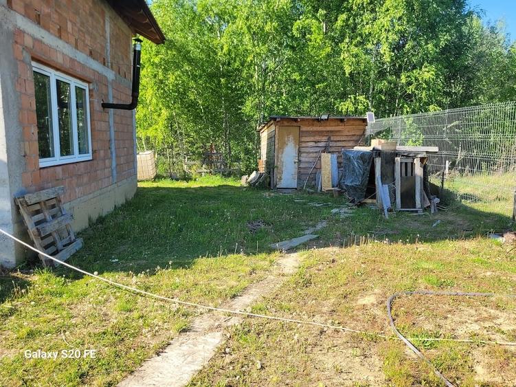 Casă cu Teren 1000 Mp în Central