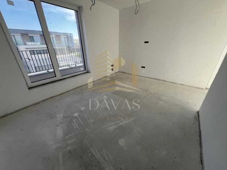 Casă individuală cu 5 camere cu Teren 280 Mp în Borhanci