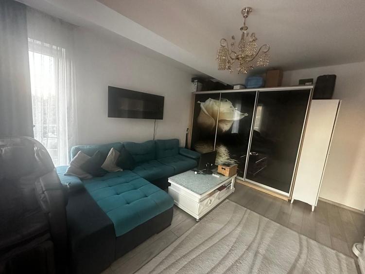 Apartament cu 2 camere decomandat în Rahova