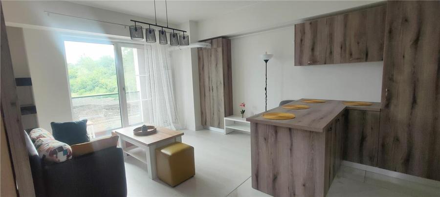 Apartament cu 2 camere decomandat în Tătărași