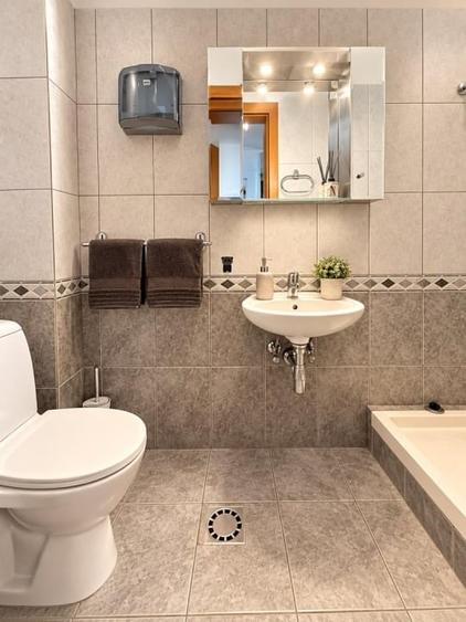 Casă cu 4 camere cu Teren 120 Mp în Unirii