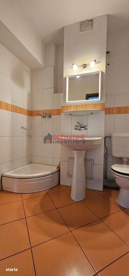 Apartament cu 2 camere decomandat în Centrul Civic