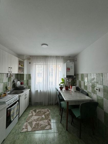 Apartament cu 2 camere semidecomandat în Plopilor