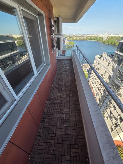 Apartament cu 3 camere decomandat, mobilat în Tei