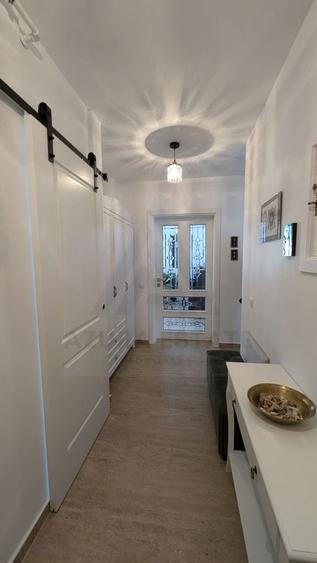 Apartament cu 3 camere decomandat, mobilat în Șelimbăr