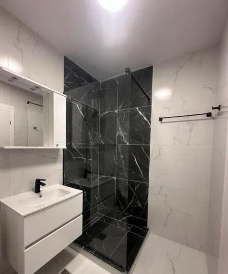 Apartament cu 2 camere semidecomandat, mobilat în Berceni