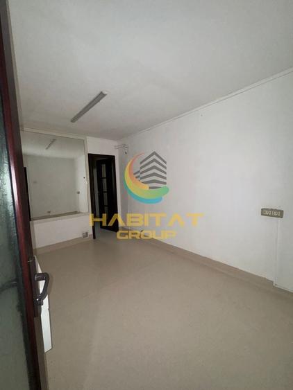 Apartament cu 4 camere decomandat în Dristor