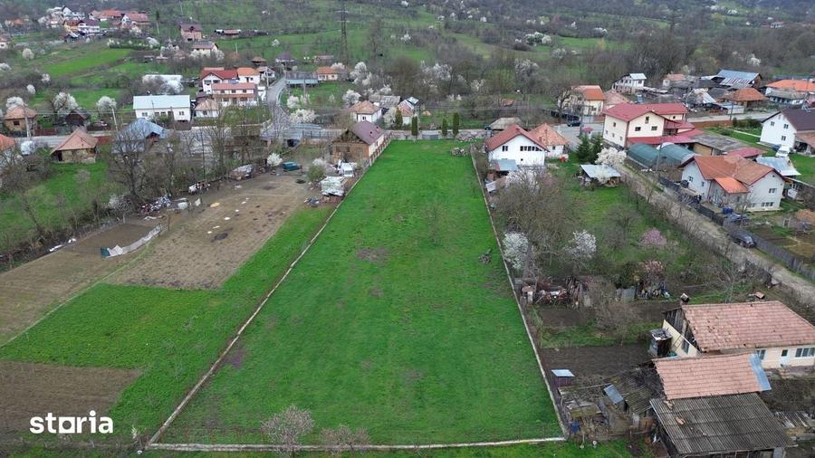 Teren de 2823 mp, în Sălătrucel