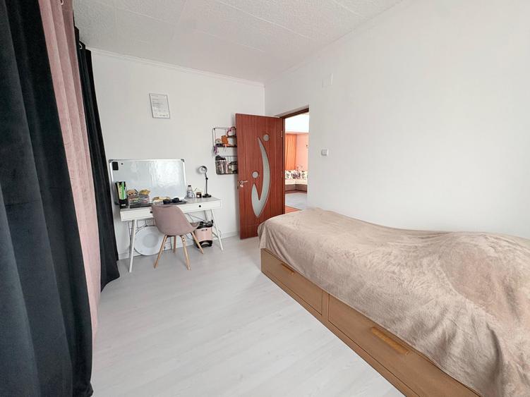 Duplex cu 3 camere cu Canalizare în Valu lui Traian