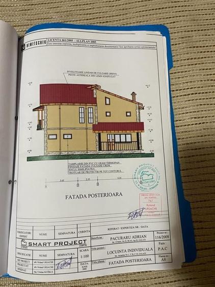 Casă cu 3 camere în Central