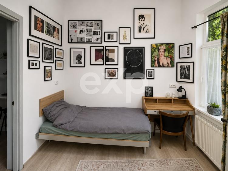 Apartament cu 2 camere semidecomandat, mobilat în Semicentral