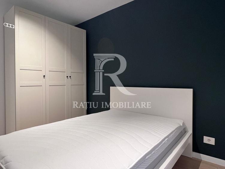 Apartament cu 3 camere decomandat, mobilat în Calea Aradului