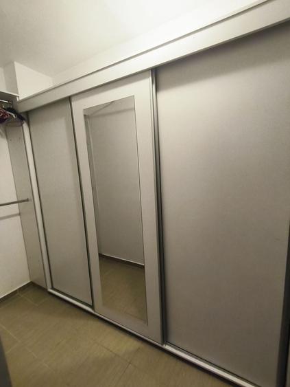 Apartament cu 3 camere decomandat în Dobroești