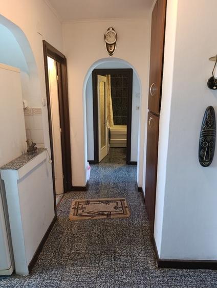 Apartament cu 4 camere în Dacia